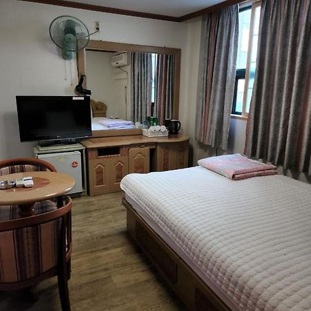 Daeho Motel Puszan Kültér fotó