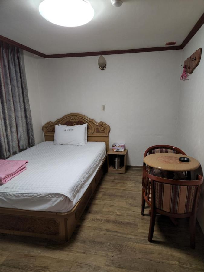 Daeho Motel Puszan Kültér fotó