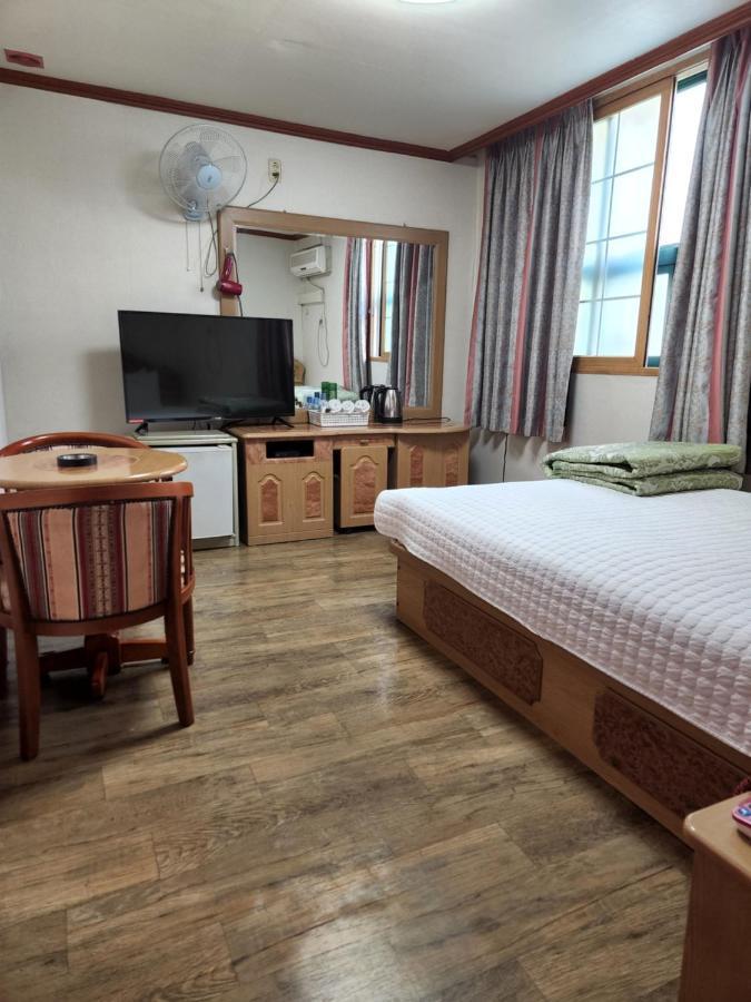 Daeho Motel Puszan Kültér fotó